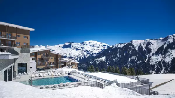 Зимние игры Club Med и World Class во французских Альпах